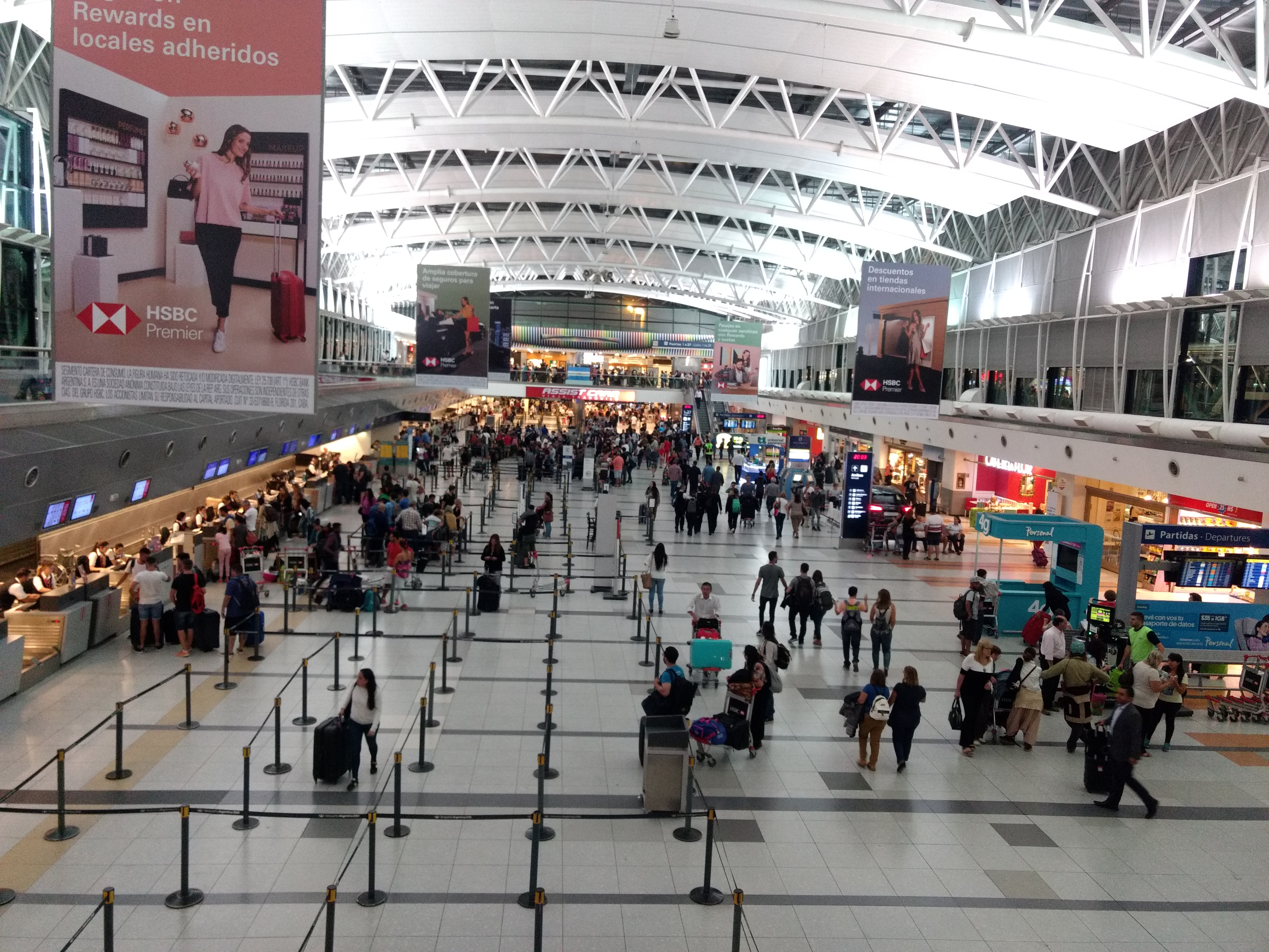 Puntos Rewards HSBC: Pagar tus consumos en aeropuerto