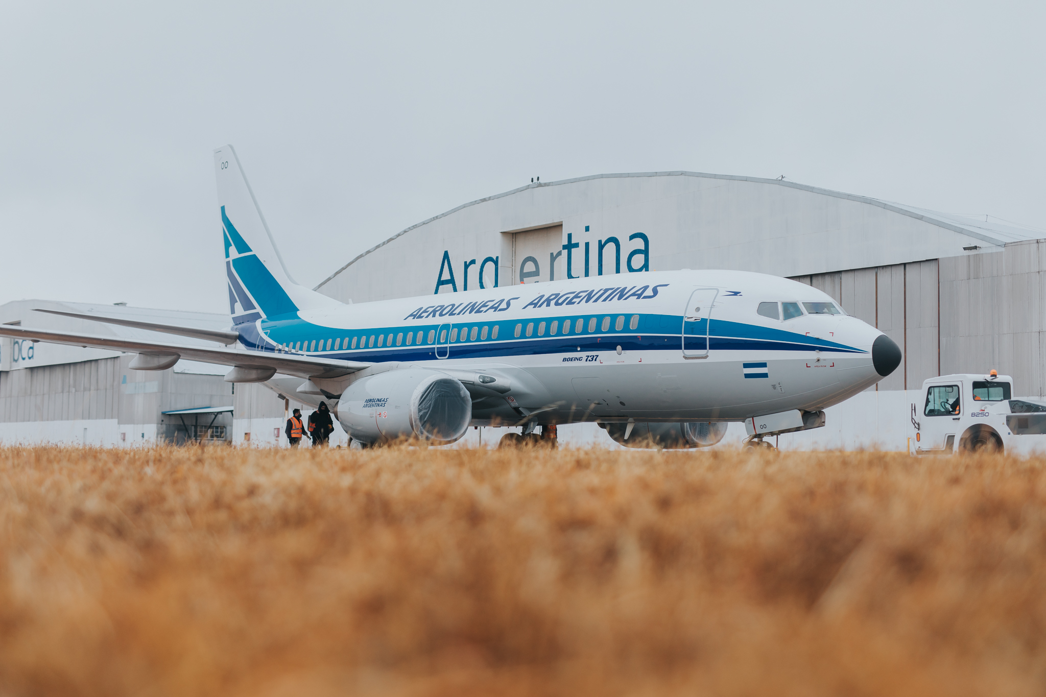 Aerolíneas Argentinas presento su avión retro
